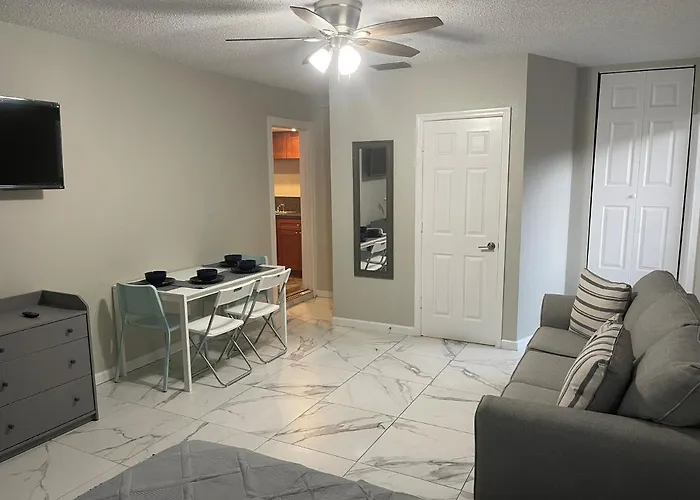 Adorable Suite In Tampa.