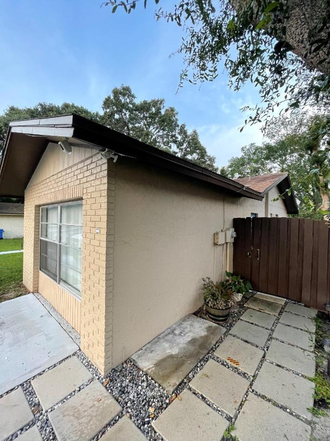 Holiday home Adorable In Tampa. Tampa
